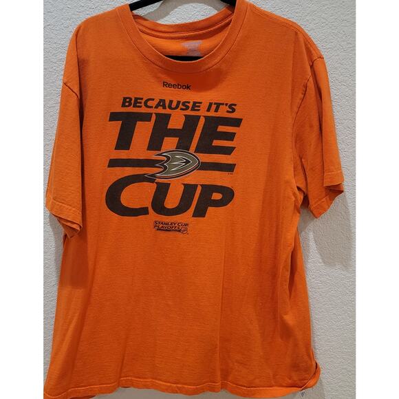Reebok Anaheim Ducks Because Its The Cup 2017 Stanley Cup Playoffs Shirt XL - Picture 1 of 3
